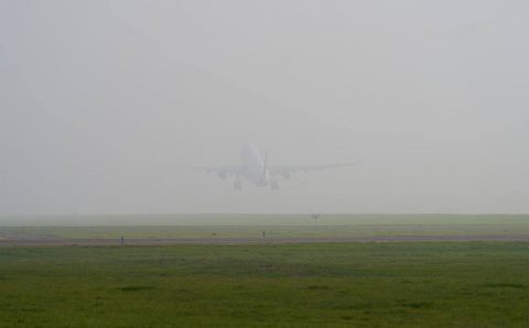 Buxoro aeroporti faoliyati chang bo‘roni sabab cheklandi