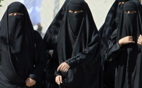 “Tolibon” hijob o‘rash talabiga rioya qilmagan ayollarni hibsga olayotganini aytmoqda