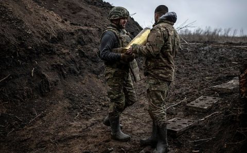 NATO Ukraina qurolli kuchlarida oʻq-dorilar zaxirasi tugayotganini maʼlum qildi